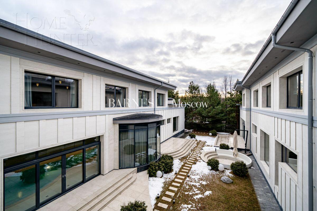 2-этажный коттедж 2 430 м² с отделкой