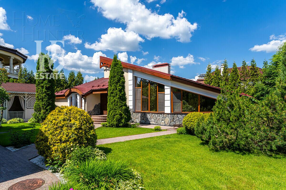 2-этажный коттедж 734.2 м² с отделкой