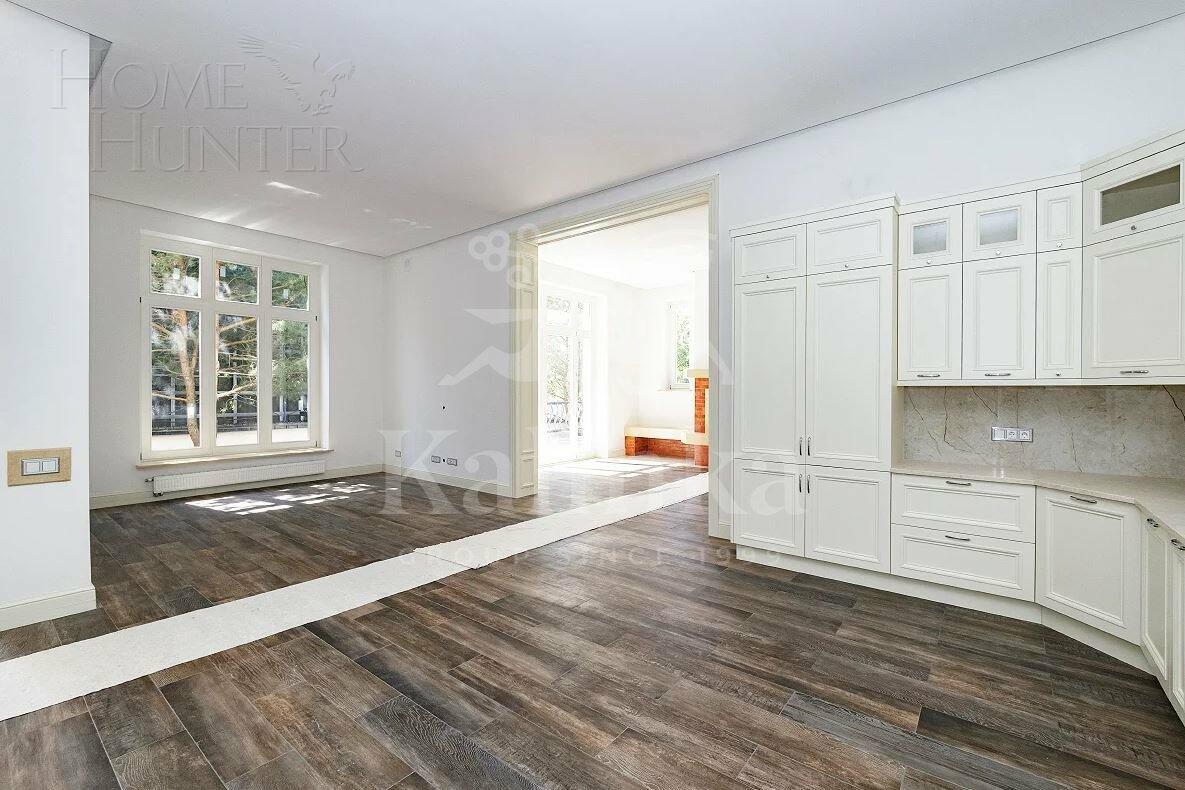 2-этажный коттедж 445.4 м² с отделкой