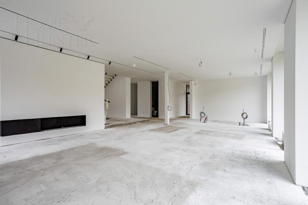 2-этажный коттедж 650 м² без отделки