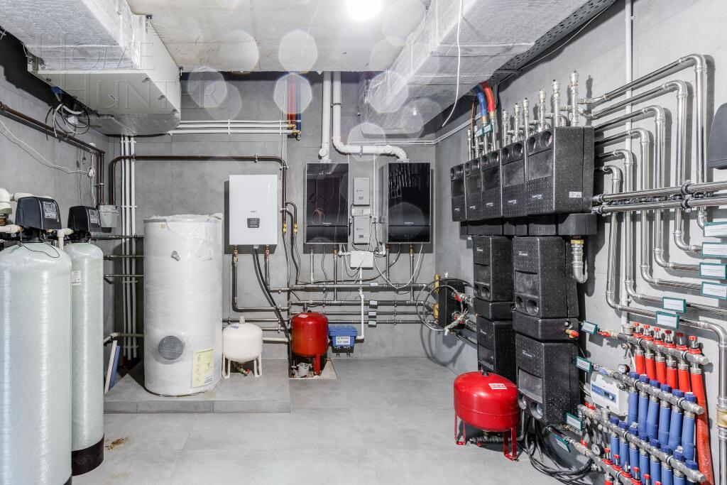 2-этажный коттедж 650 м² без отделки