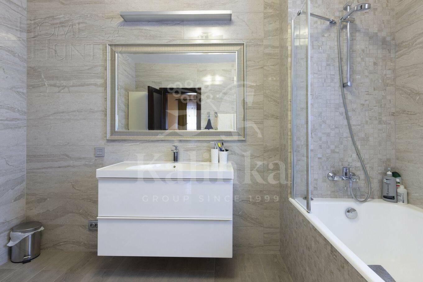 2-этажный коттедж 600 м² с отделкой