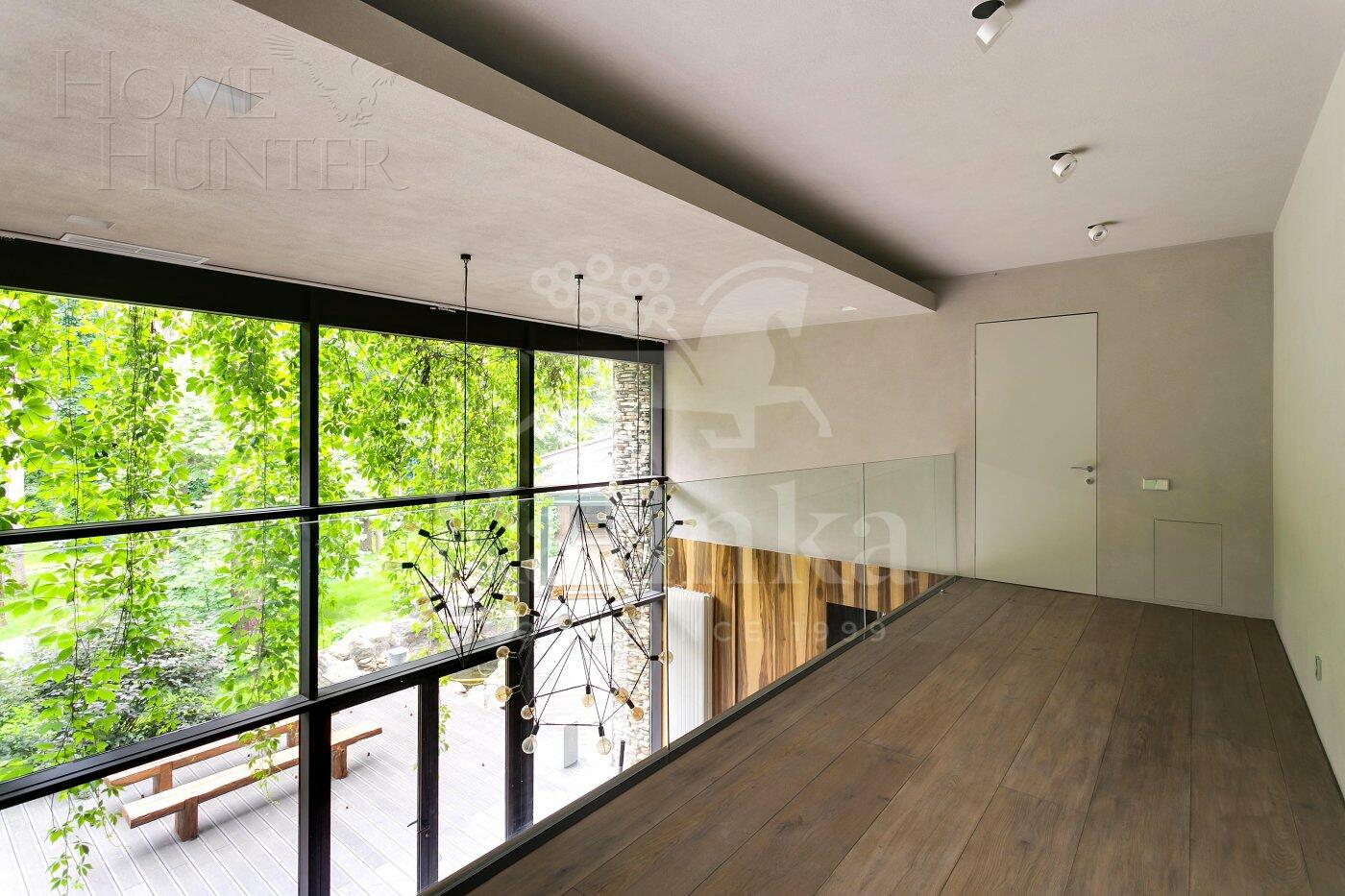 2-этажный коттедж 1 500 м² с отделкой