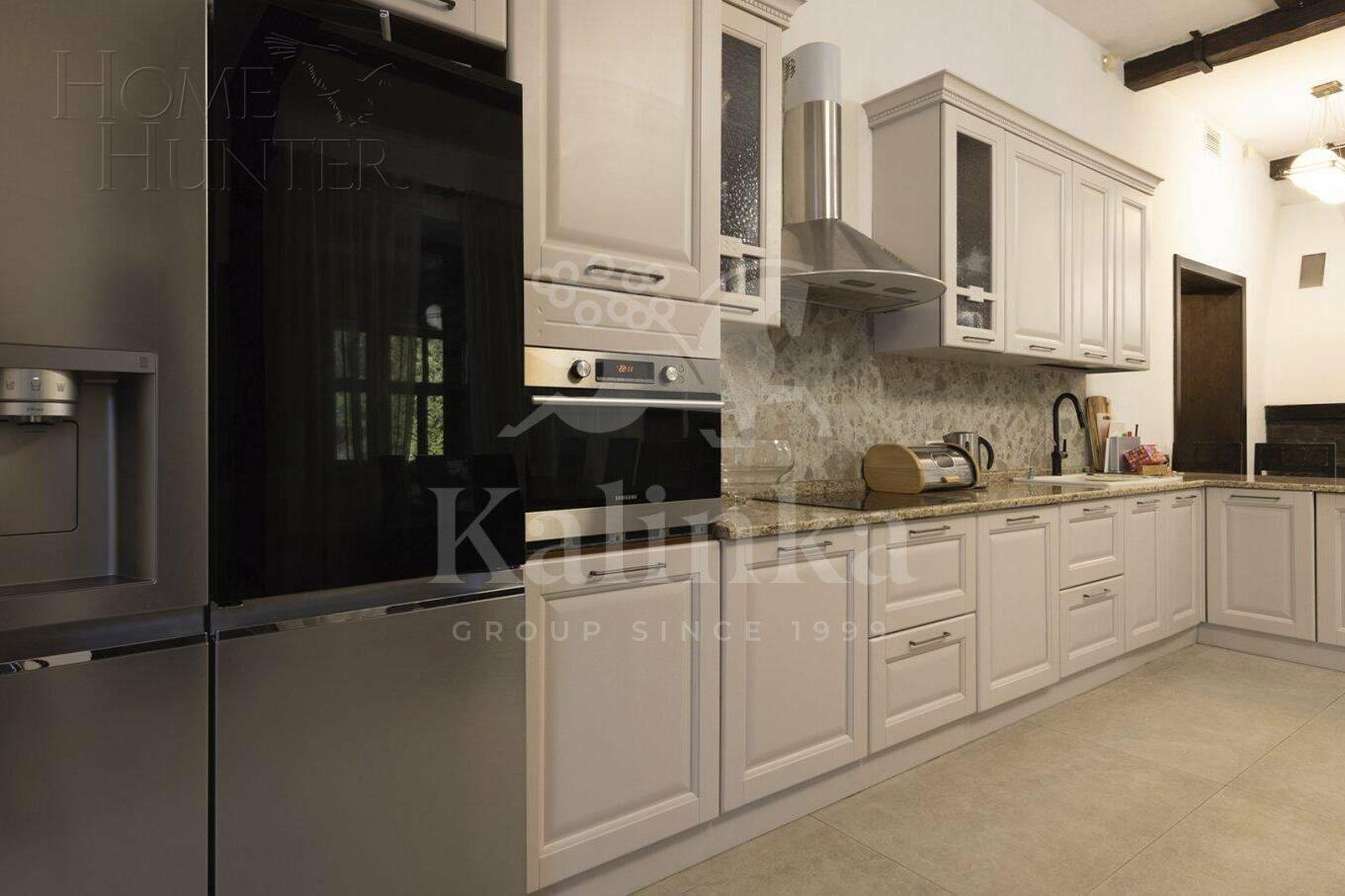 2-этажный коттедж 600 м² с отделкой