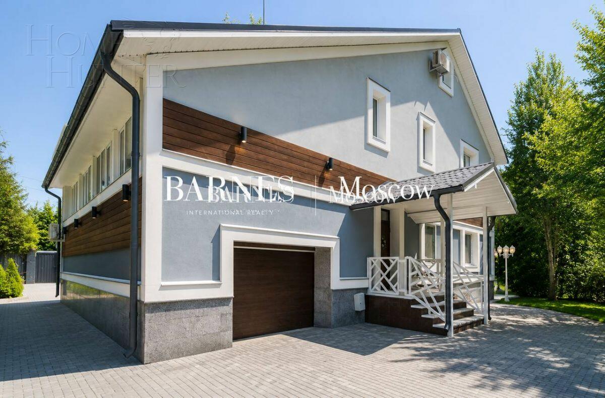2-этажный коттедж 443 м² с отделкой