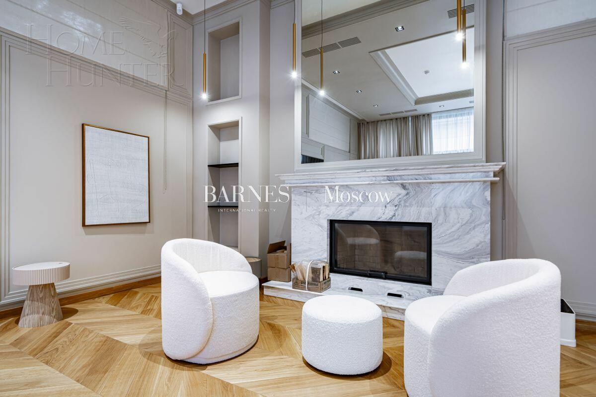 2-этажный коттедж 2 430 м² с отделкой