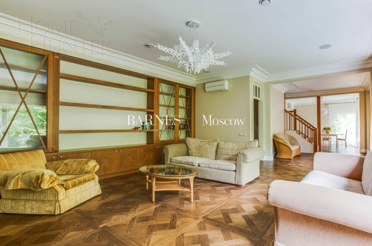 2-этажный коттедж 410 м² с отделкой