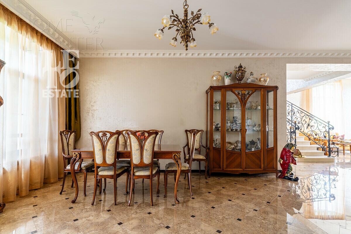 2-этажный коттедж 416.7 м² с отделкой