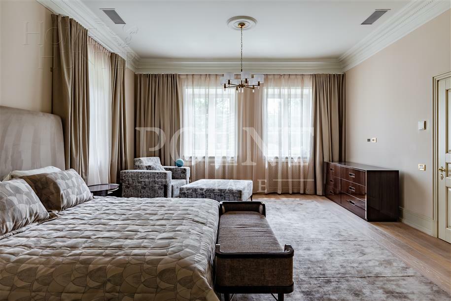 2-этажный коттедж 2 500 м² с отделкой