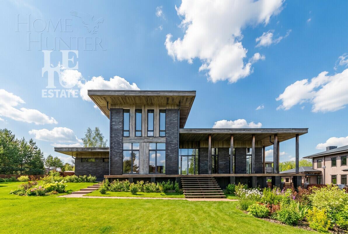 2-этажный коттедж 691.4 м² без отделки