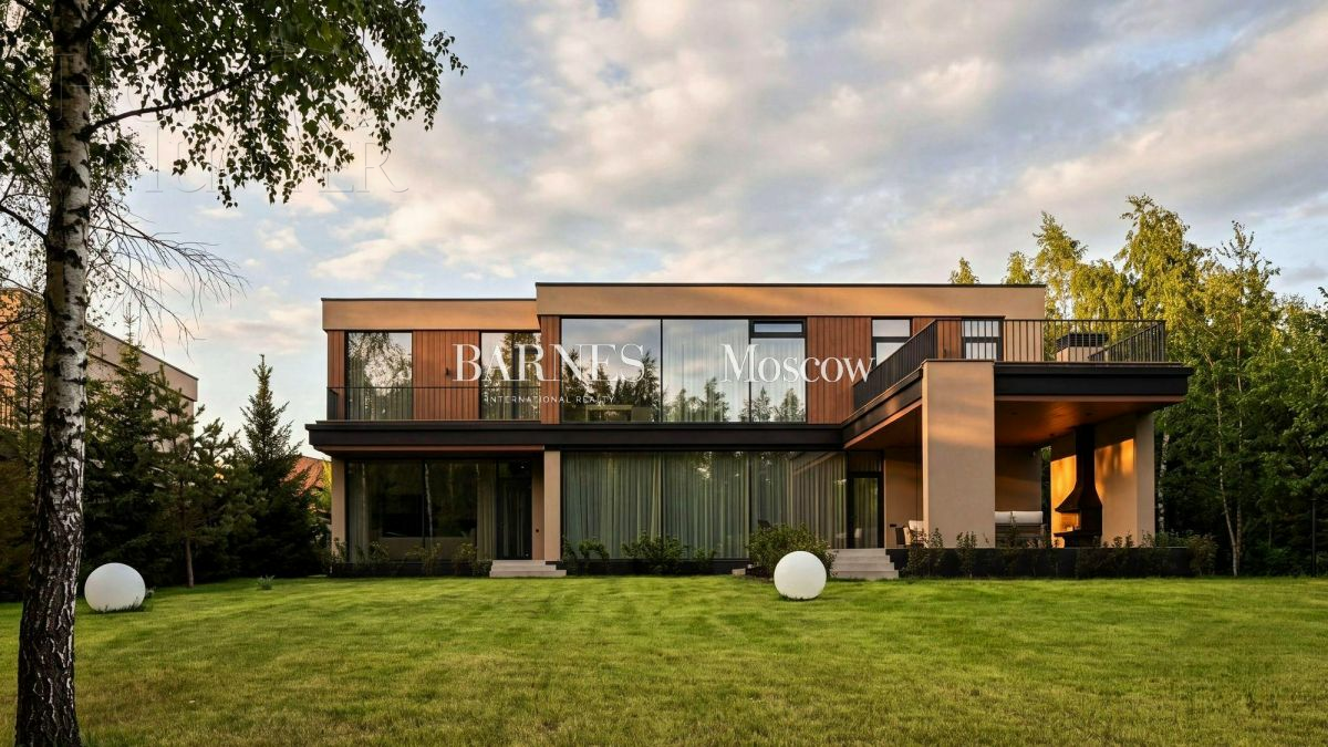 2-этажный коттедж 627.5 м² с отделкой