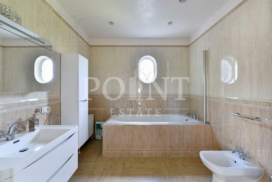 2-этажный коттедж 385 м² с отделкой