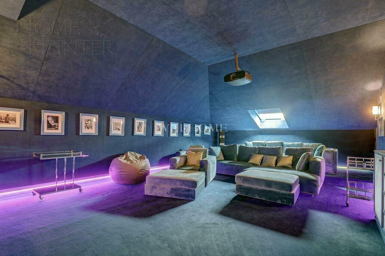 3-этажный коттедж 950 м² с отделкой
