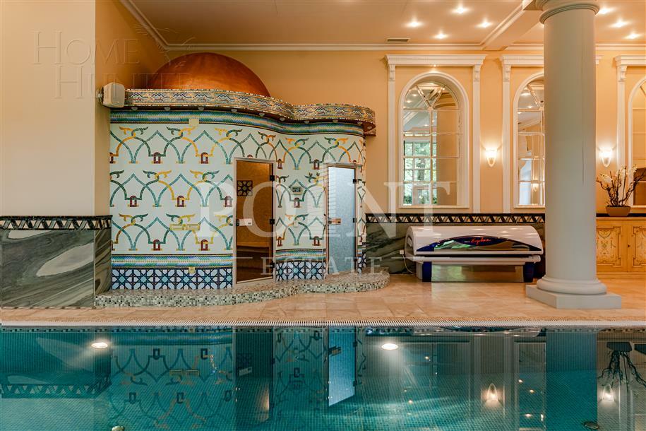 2-этажный коттедж 2 500 м² с отделкой