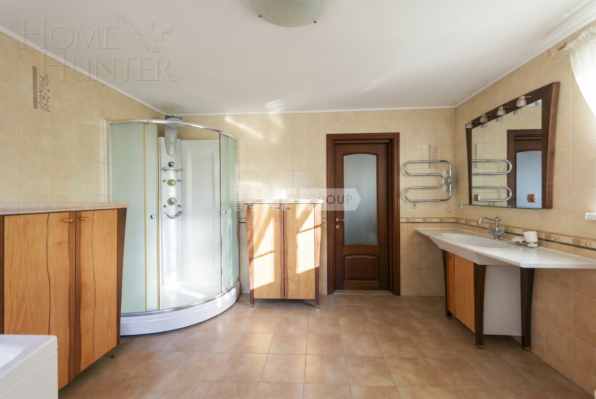 2-этажный коттедж 285 м² с отделкой