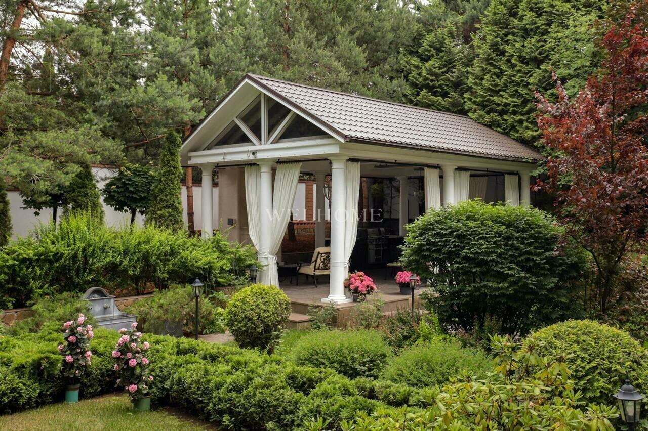 3-этажный коттедж 950 м² с отделкой