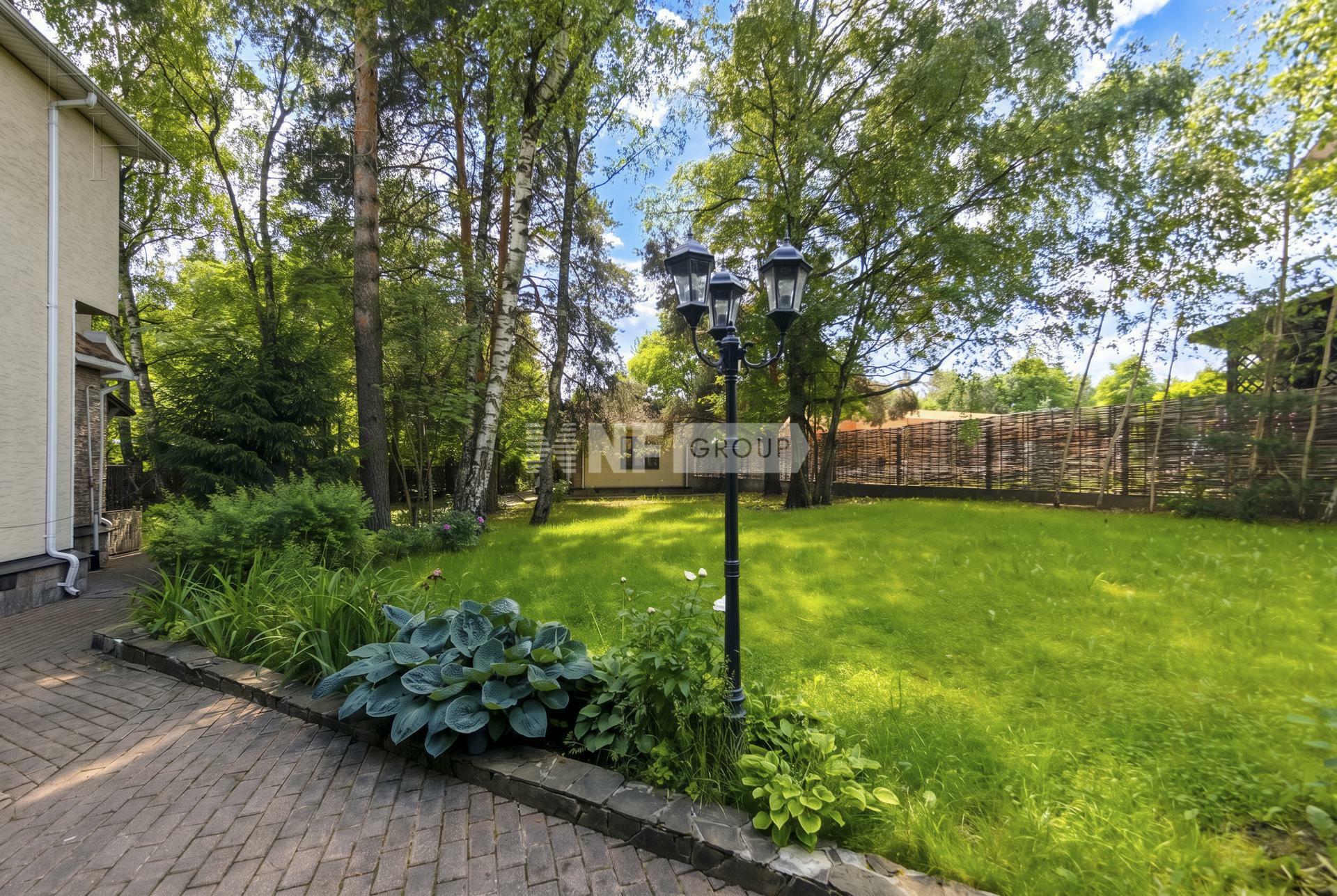 2-этажный коттедж 285 м² с отделкой