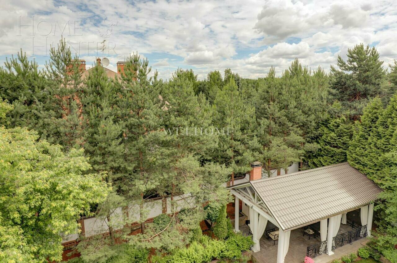 3-этажный коттедж 950 м² с отделкой