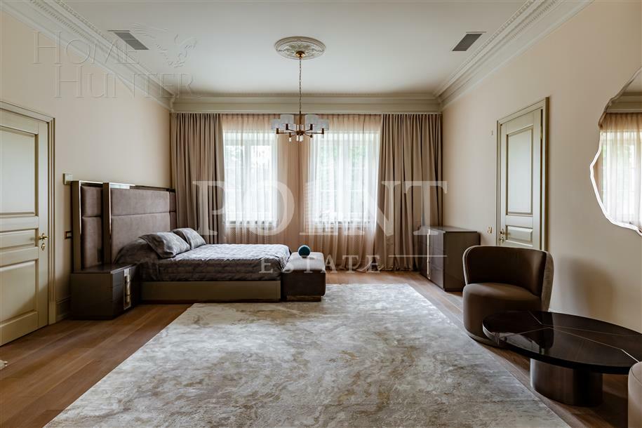 2-этажный коттедж 2 500 м² с отделкой