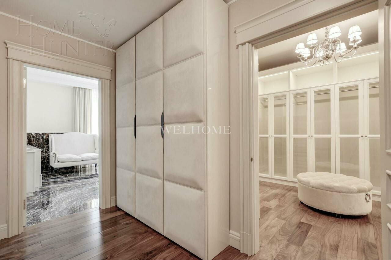 3-этажный коттедж 950 м² с отделкой