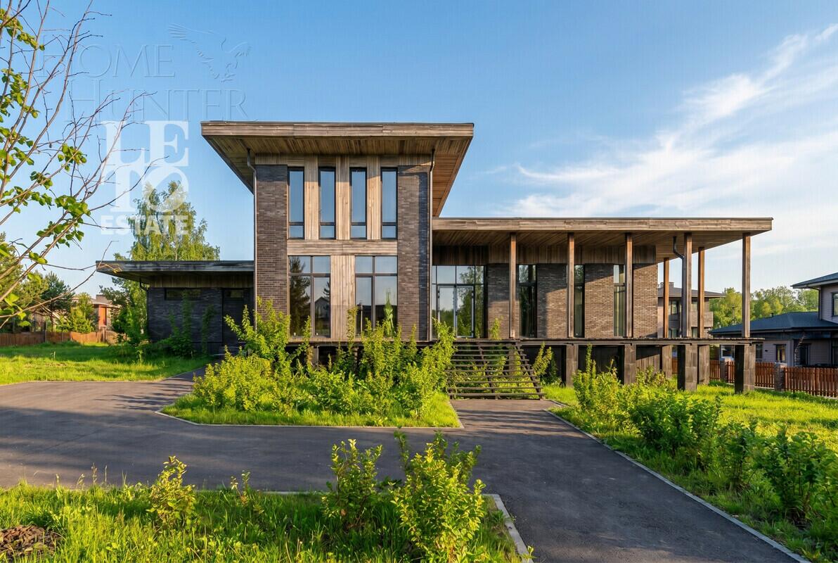 2-этажный коттедж 691.4 м² без отделки