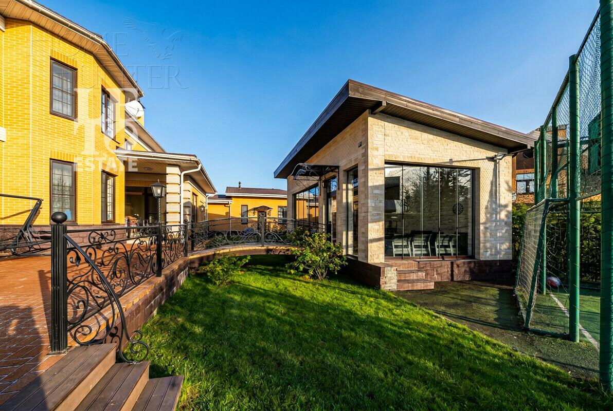 2-этажный коттедж 530 м² с отделкой