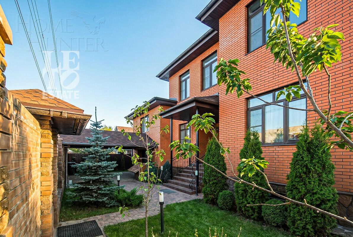 2-этажный коттедж 500 м² с отделкой