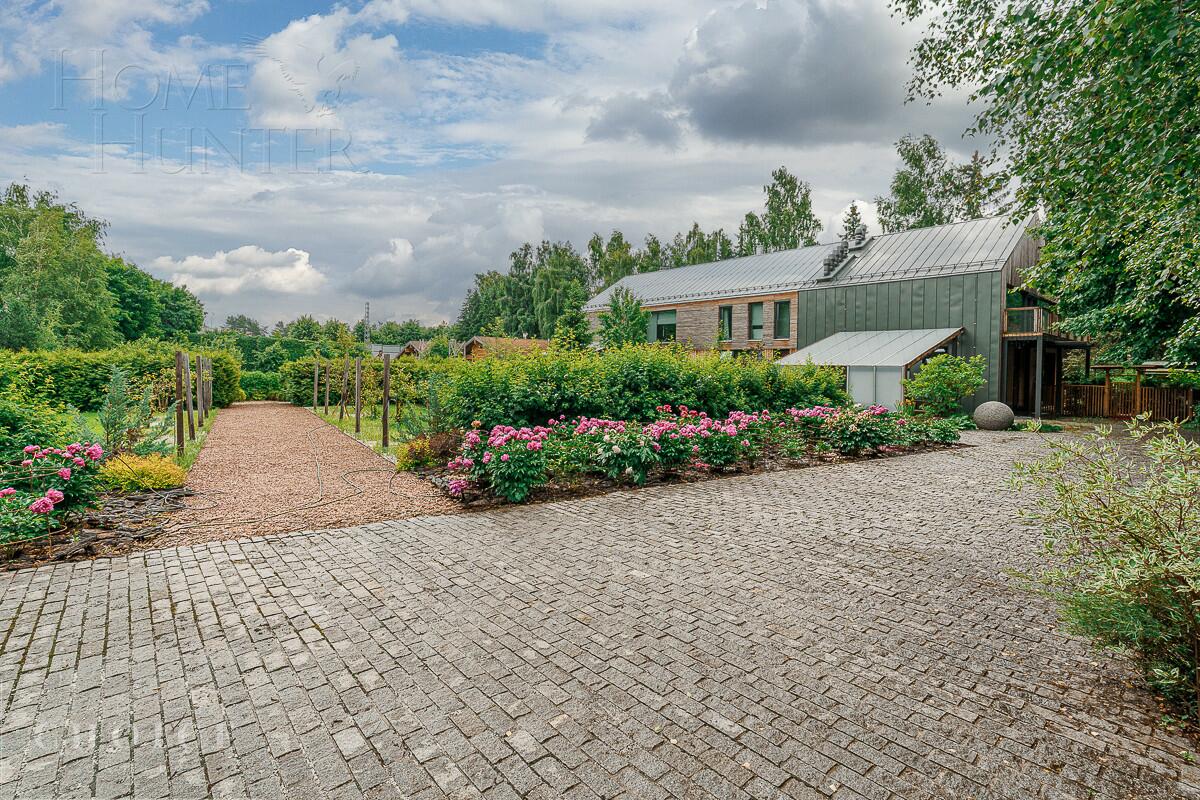 2-этажный коттедж 823 м² с отделкой