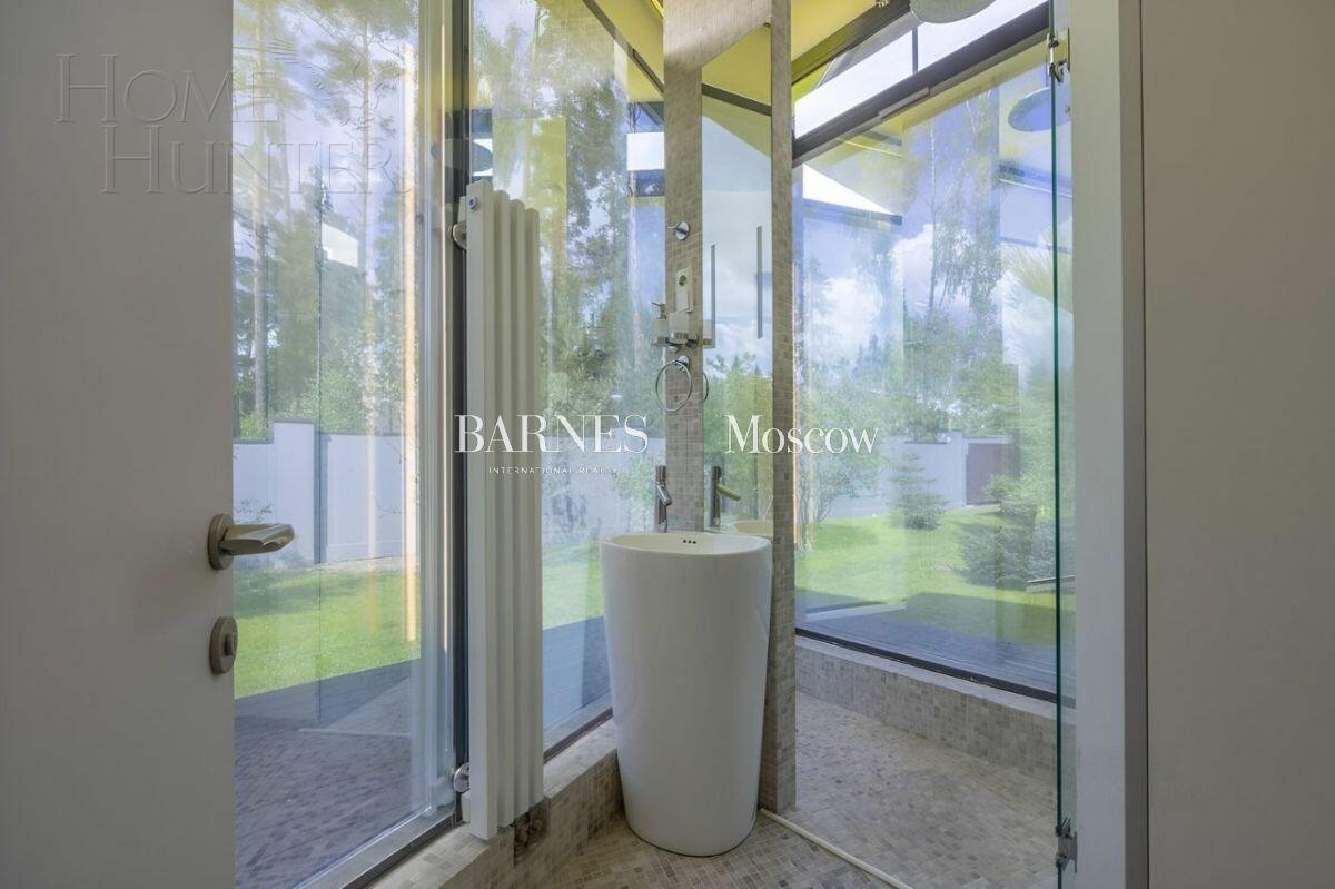 1-этажный коттедж 700 м² с отделкой