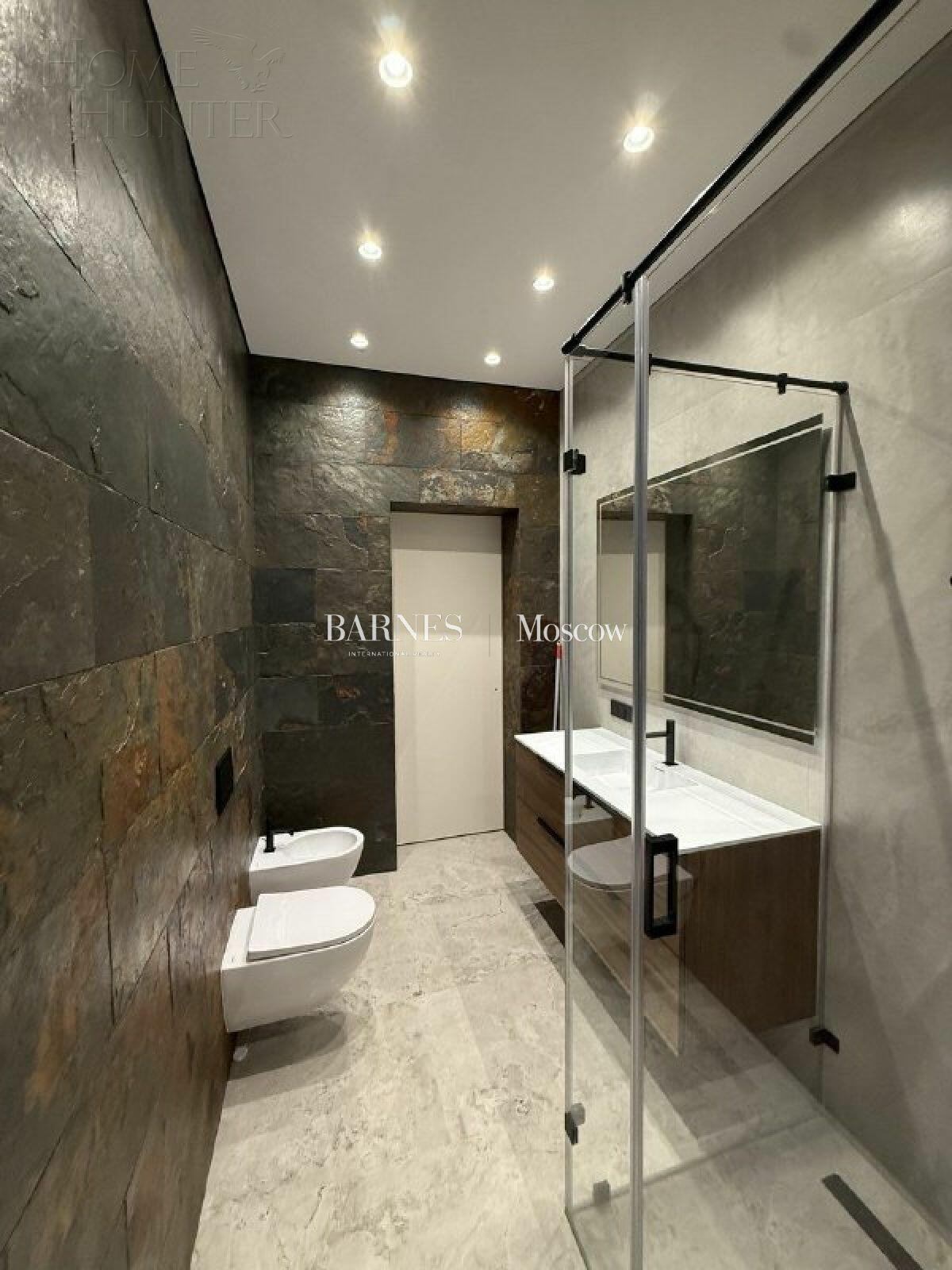 2-этажный коттедж 528.7 м² с отделкой