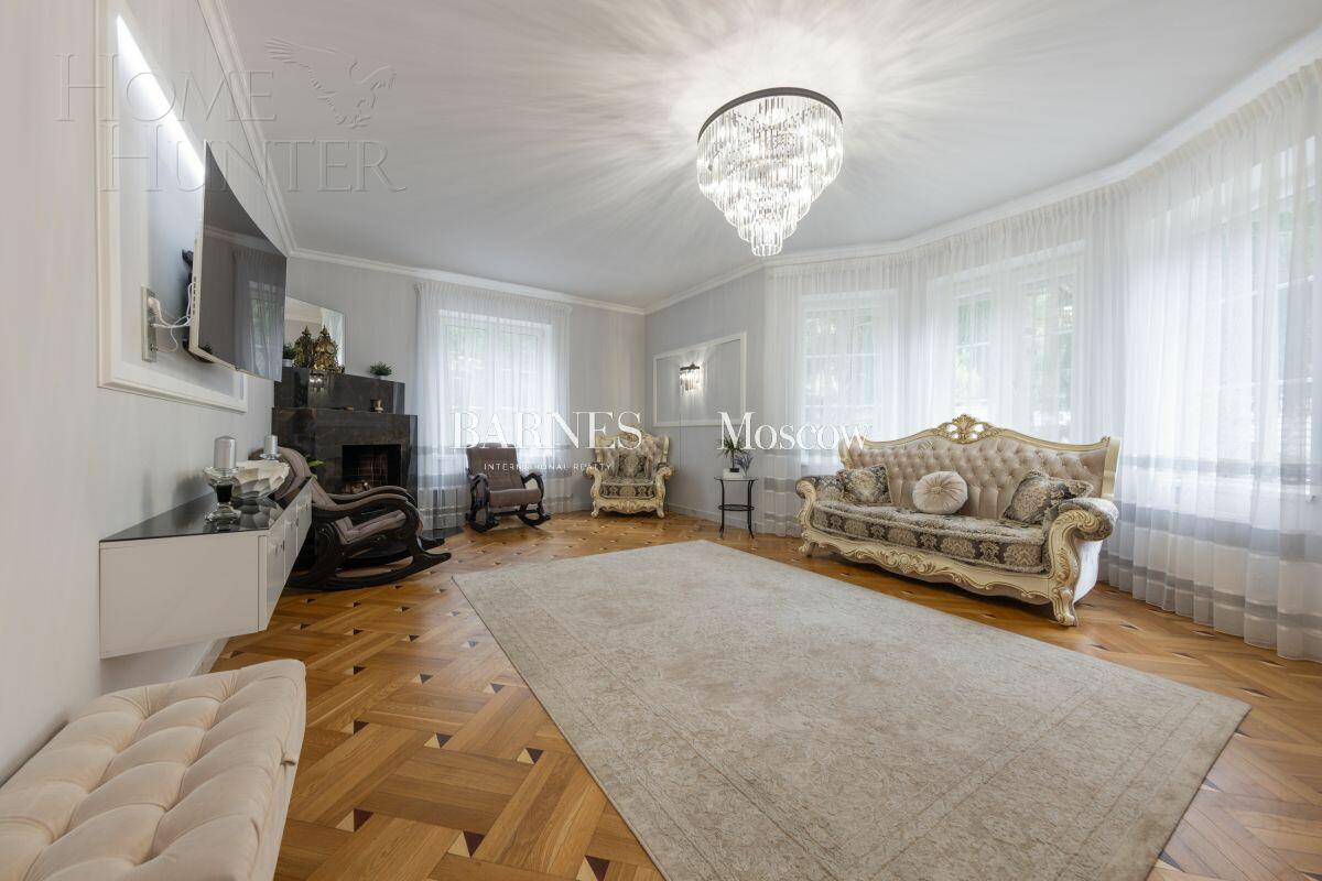 2-этажный коттедж 610 м² с отделкой