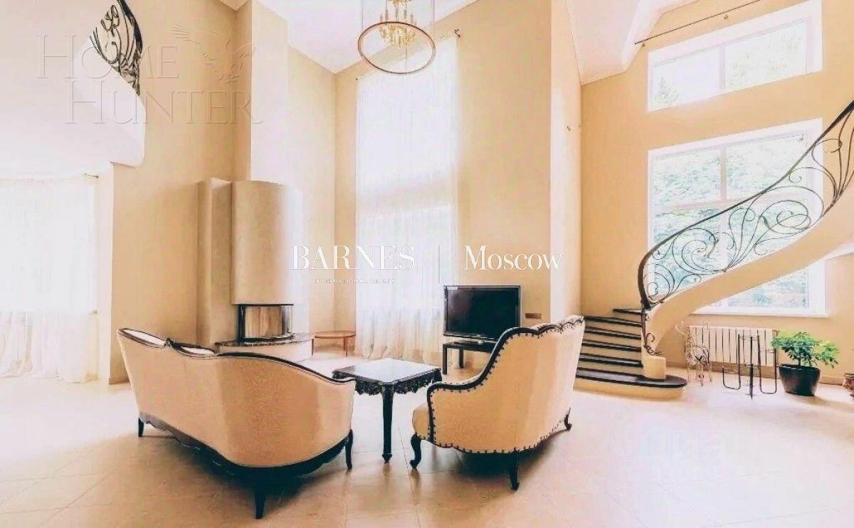 2-этажный коттедж 550 м² с отделкой