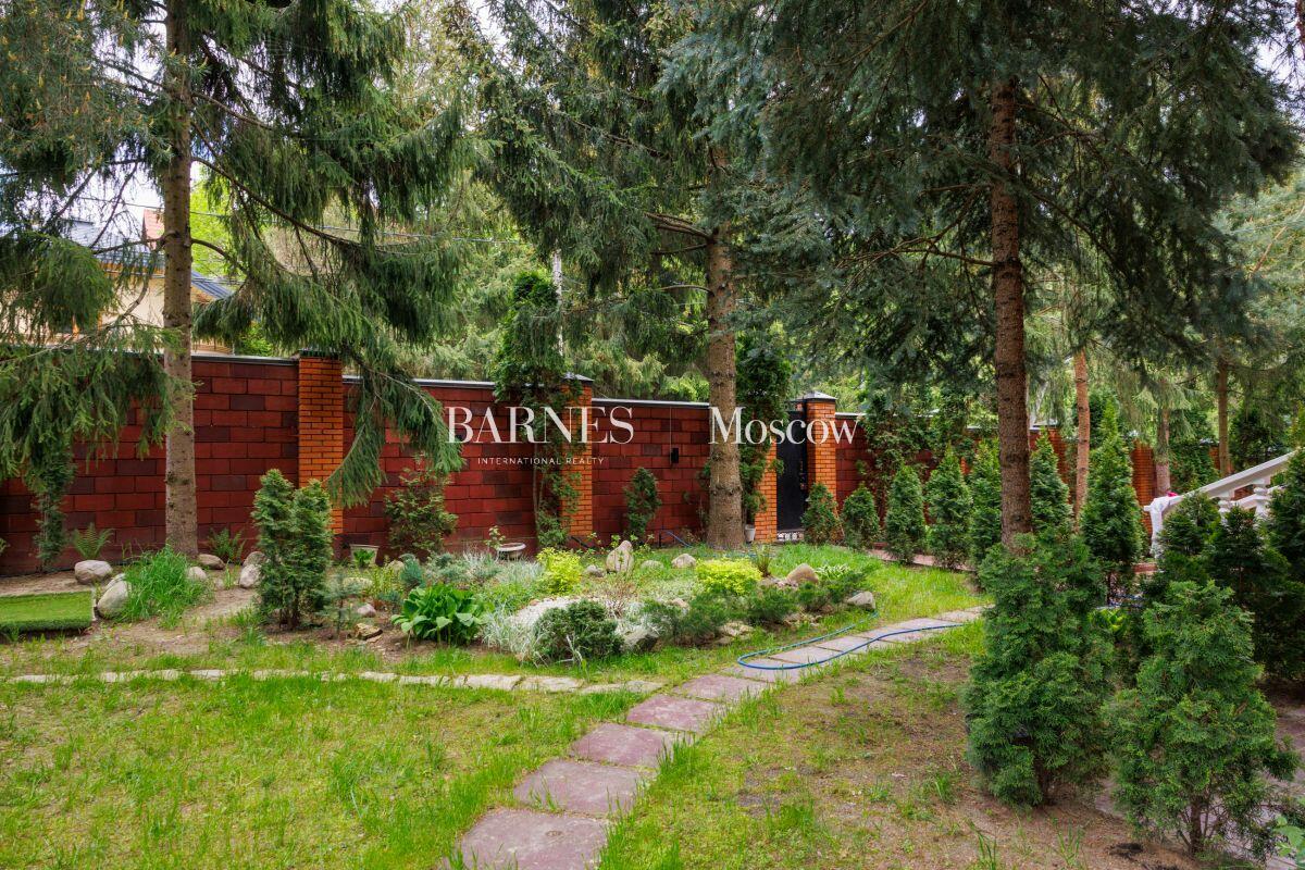 2-этажный коттедж 610 м² с отделкой