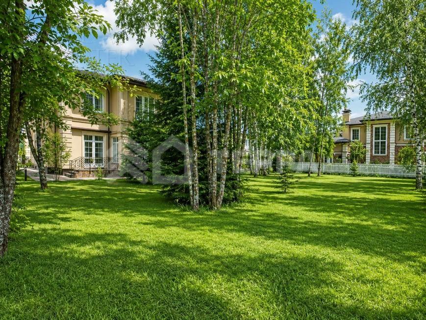 2-этажный коттедж 553.1 м² с отделкой