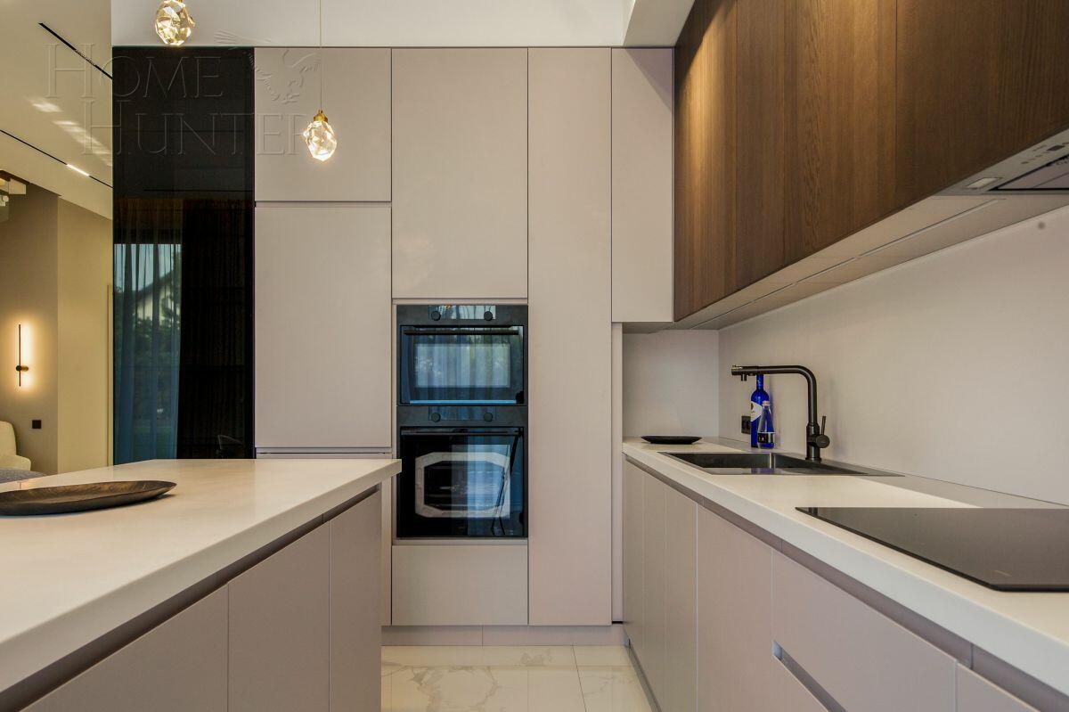 2-этажный коттедж 500 м² с отделкой