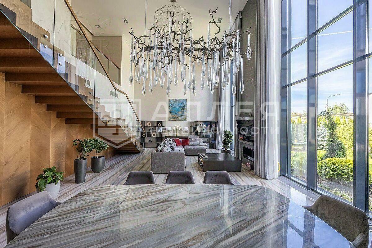 2-этажный коттедж 570 м² с отделкой