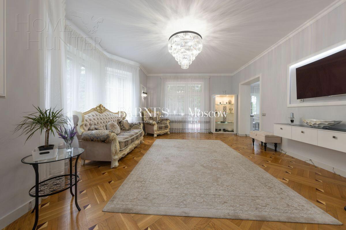 2-этажный коттедж 610 м² с отделкой