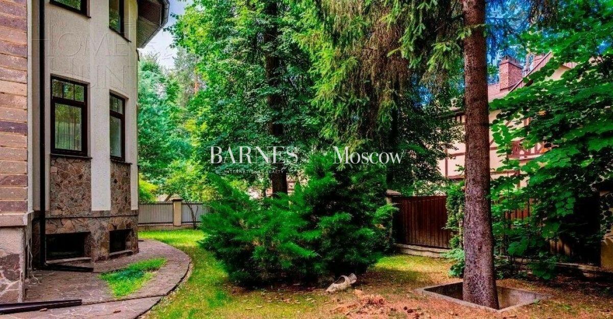 2-этажный коттедж 550 м² с отделкой