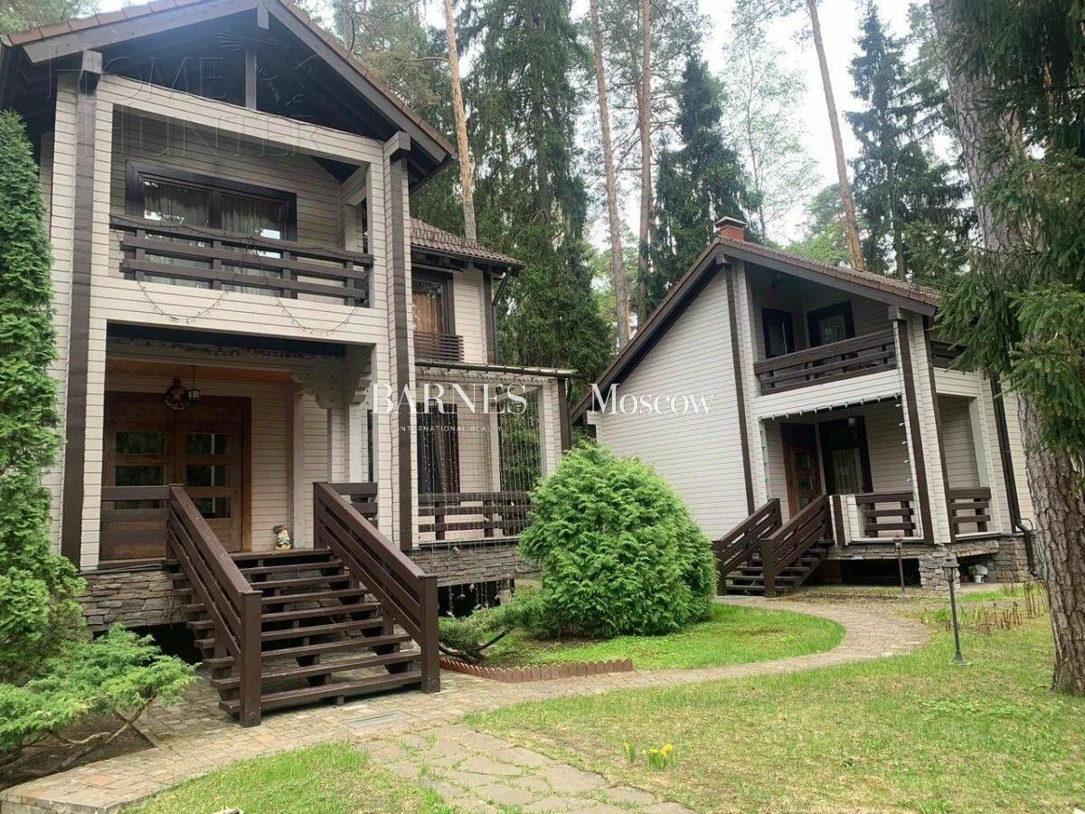 2-этажный коттедж 800 м² с отделкой