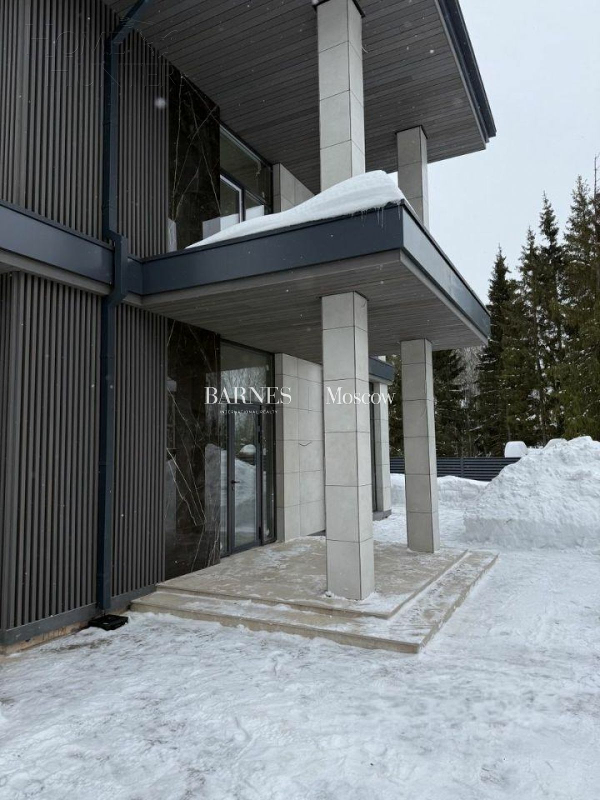 2-этажный коттедж 300 м² без отделки