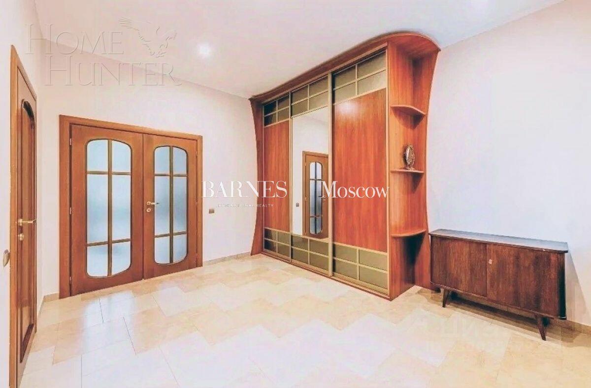 2-этажный коттедж 550 м² с отделкой