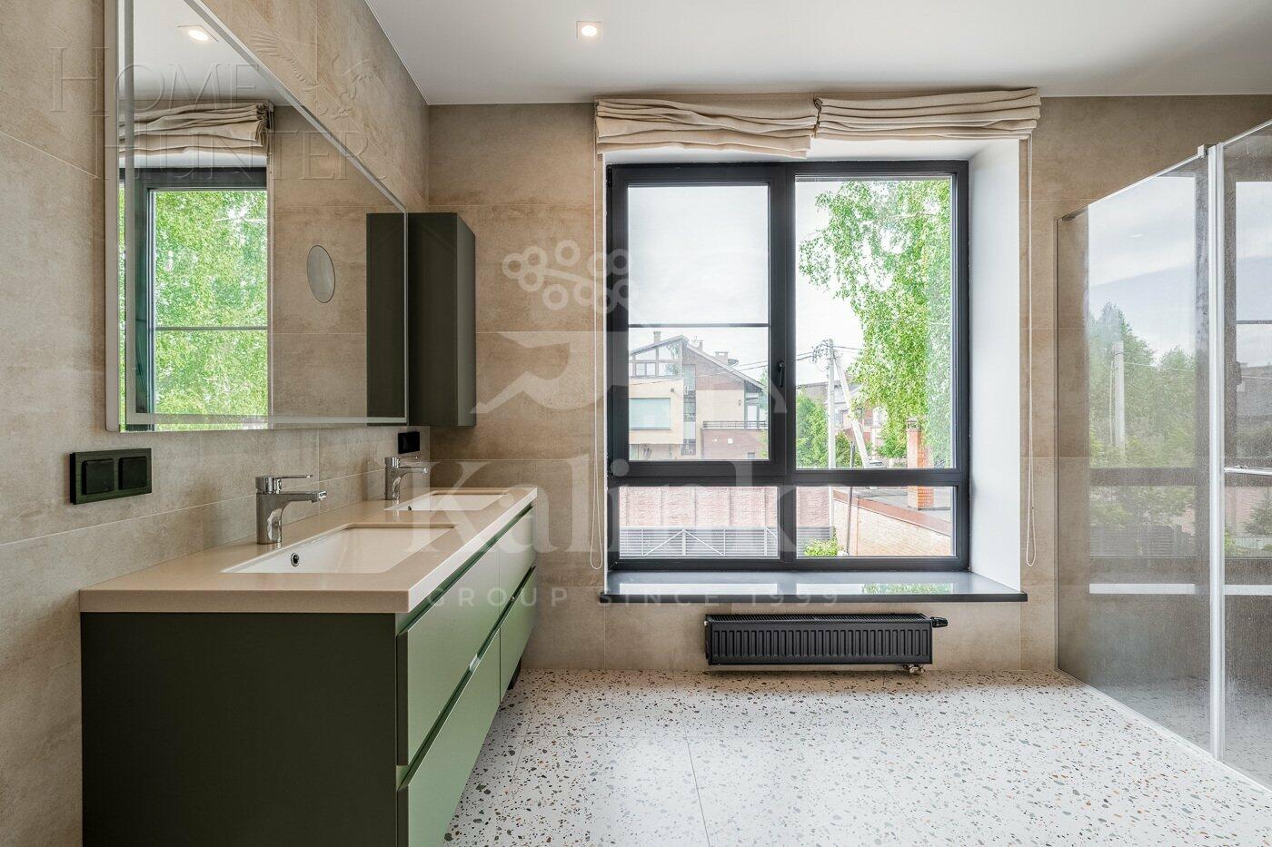 2-этажный коттедж 314 м² с отделкой