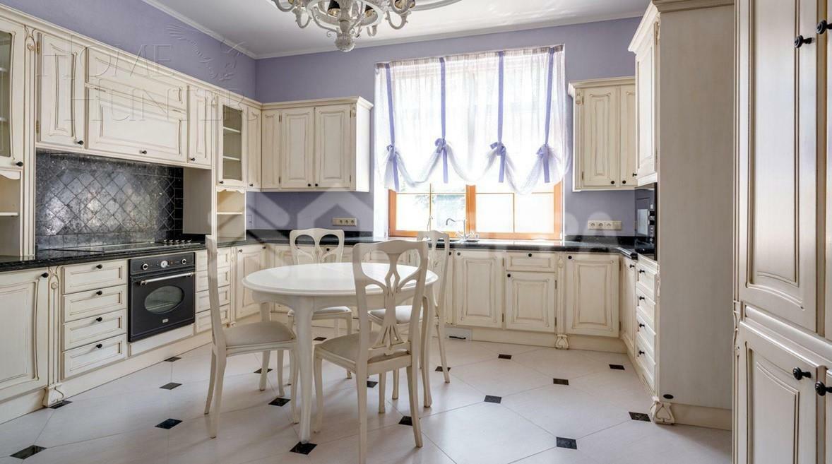 2-этажный коттедж 1 400 м² с отделкой
