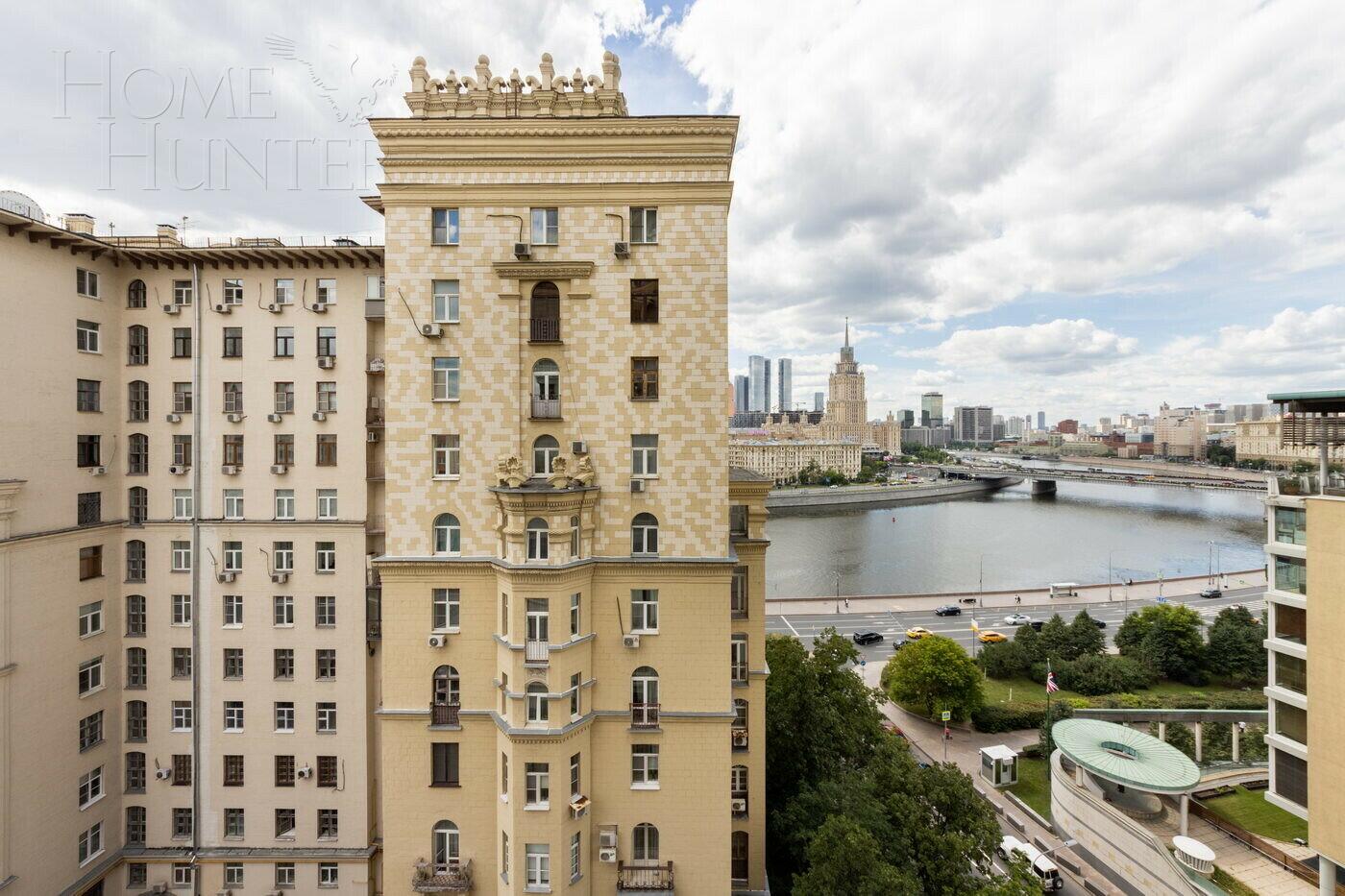 4-КОМН. КВАРТИРА С ОТДЕЛКОЙ 182.4 М² НА 8 ЭТАЖЕ