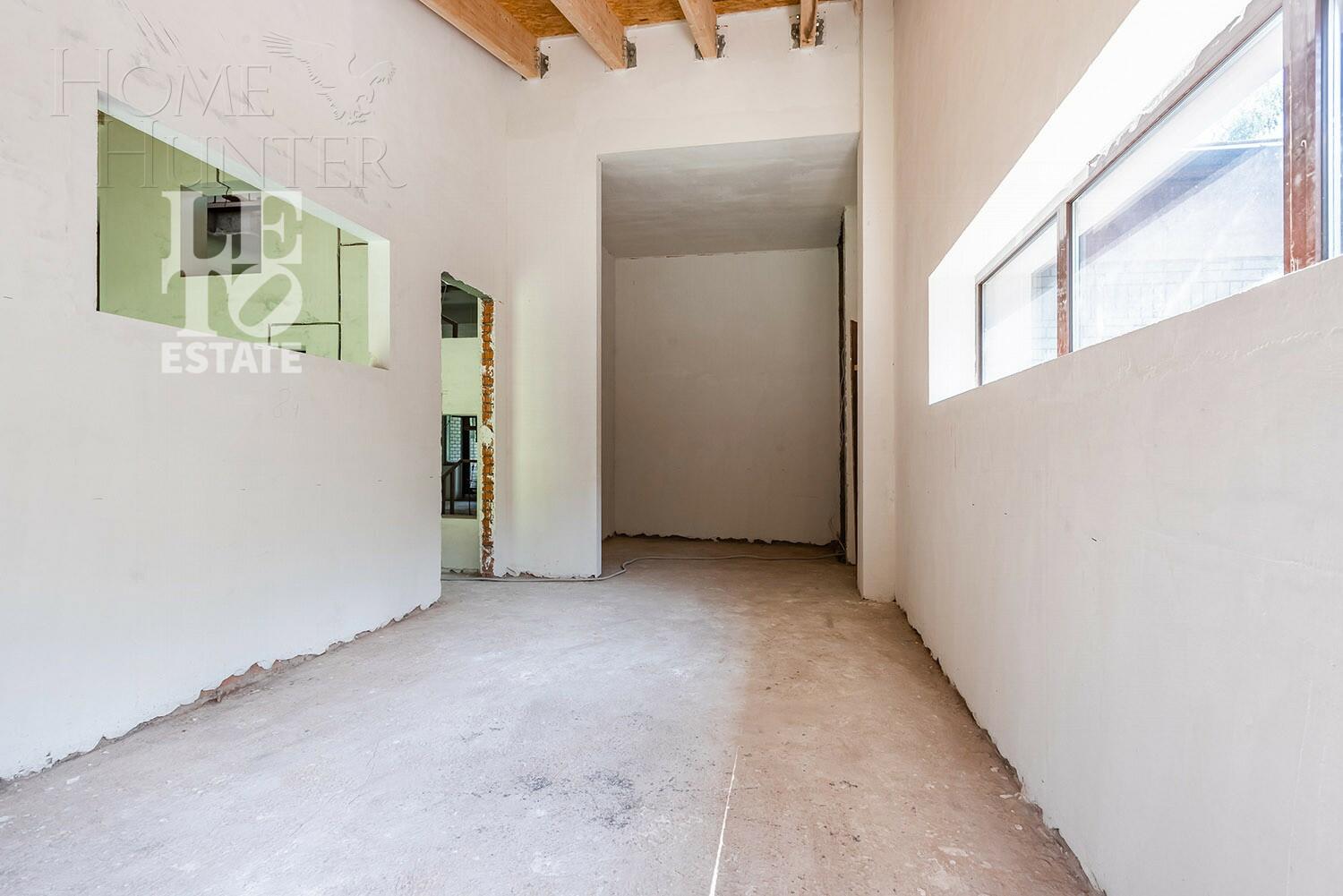 3-этажный коттедж 1 302 м² без отделки