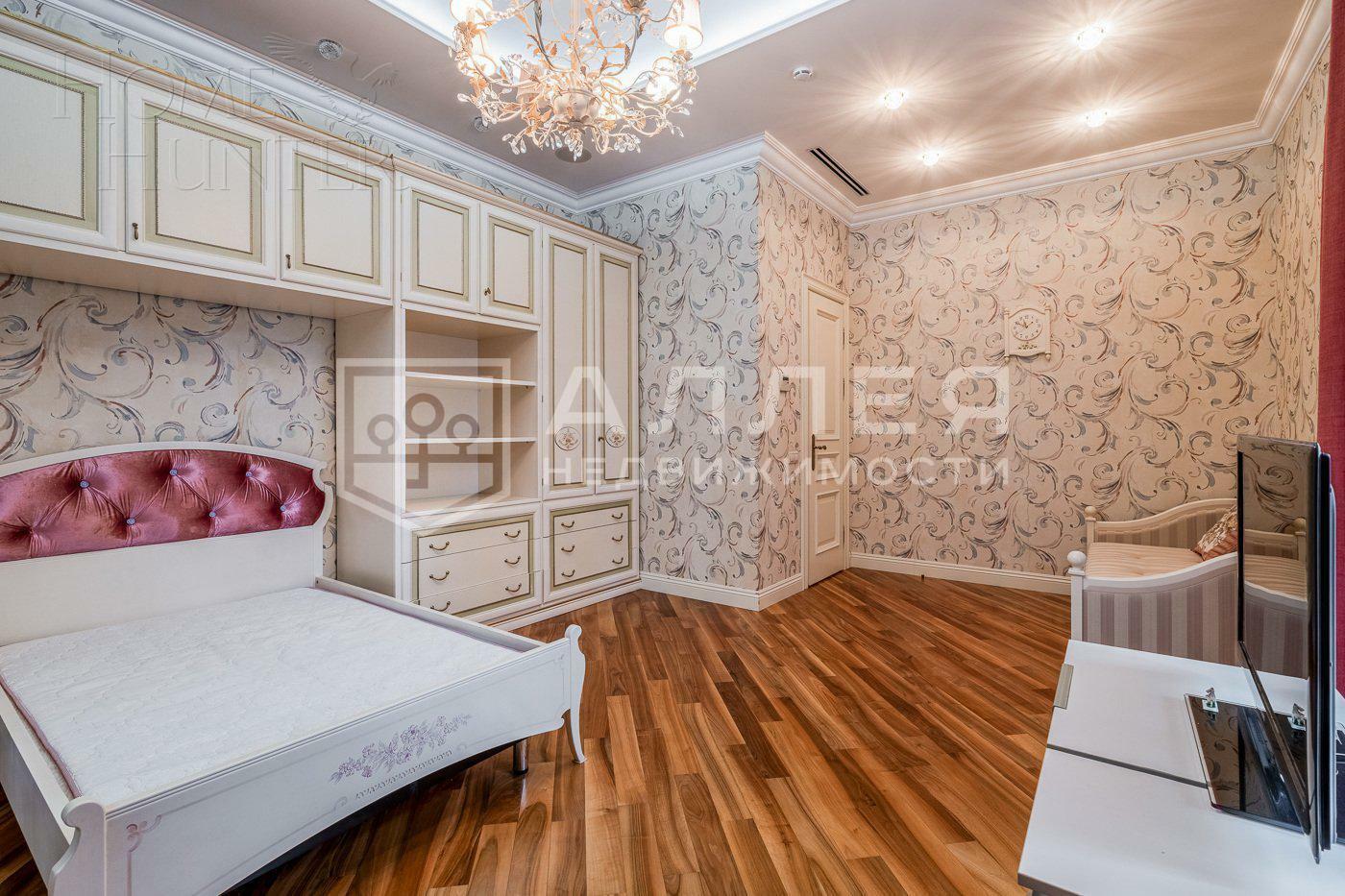 2-этажный коттедж 1 122 м² с отделкой