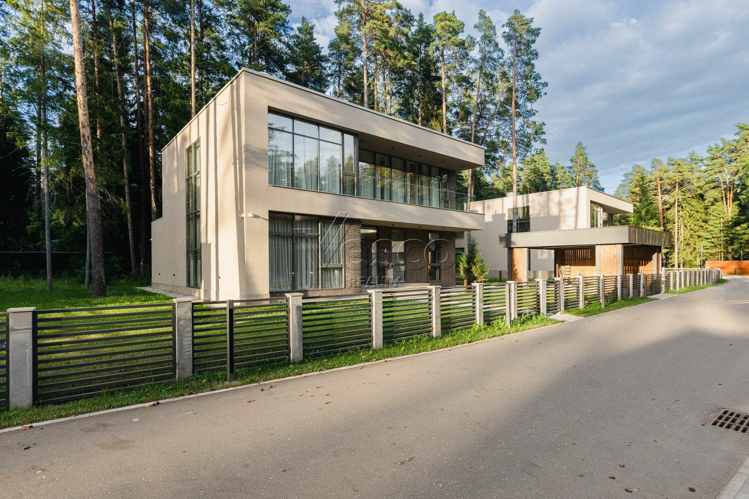 2-этажный коттедж 380 м² с отделкой