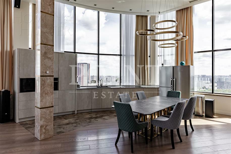 3-УРОВНЕВЫЙ ПЕНТХАУС С ОТДЕЛКОЙ 287 М² НА 33 ЭТАЖЕ