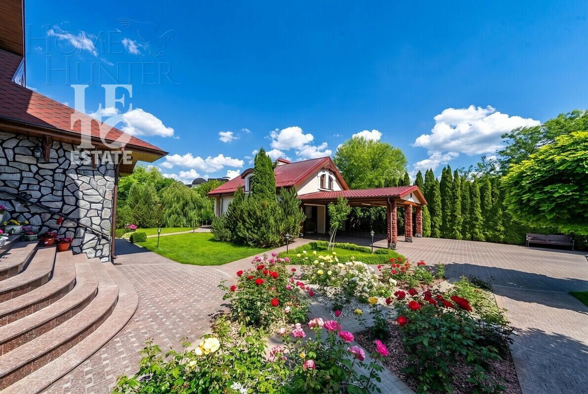 2-этажный коттедж 734.2 м² с отделкой