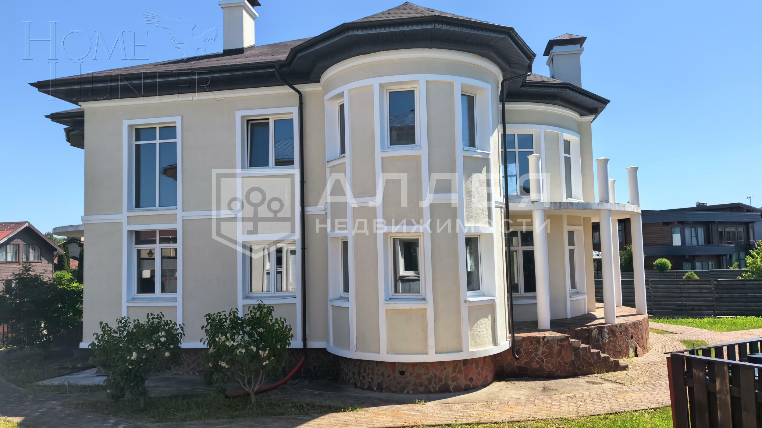 2-этажный коттедж 300 м² без отделки